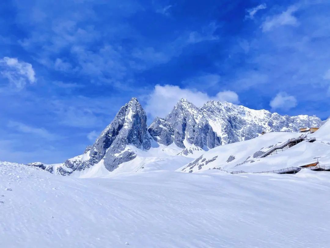 這，是壯美的玉龍雪山.jpg