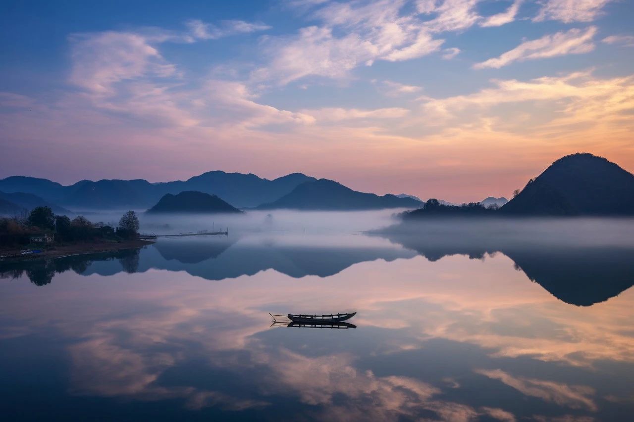 前山槎牙忽變態(tài)，后嶺雜沓如驚奔.jpg